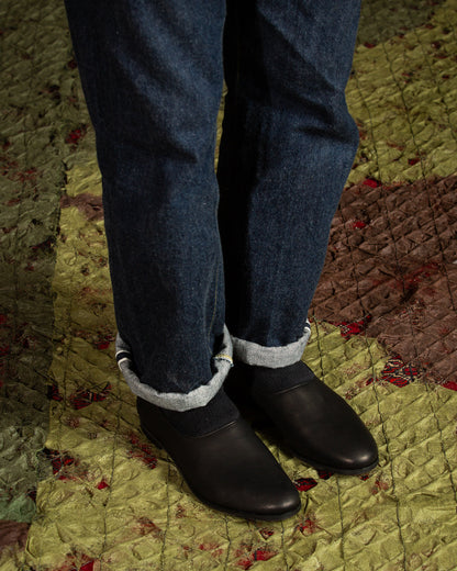 Rolling Dub Trio Swan Slip On - Black Deerskin - Standard & Strange