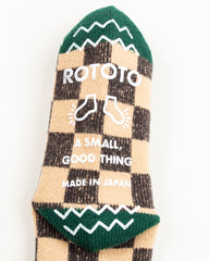 RoToTo Comfy Room Socks - Checker Light Orange/Dark Green - Standard & Strange