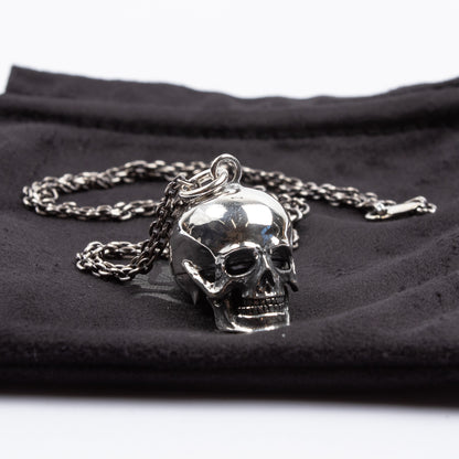 Black Sign Poison in the Brain Charm - Standard & Strange