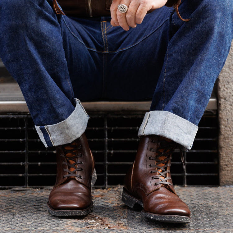 Clinch Boots – Standard & Strange