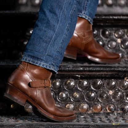 Clinch Boots Engineer Boot - Natural Horsebutt - CN Wide Last - Standard & Strange