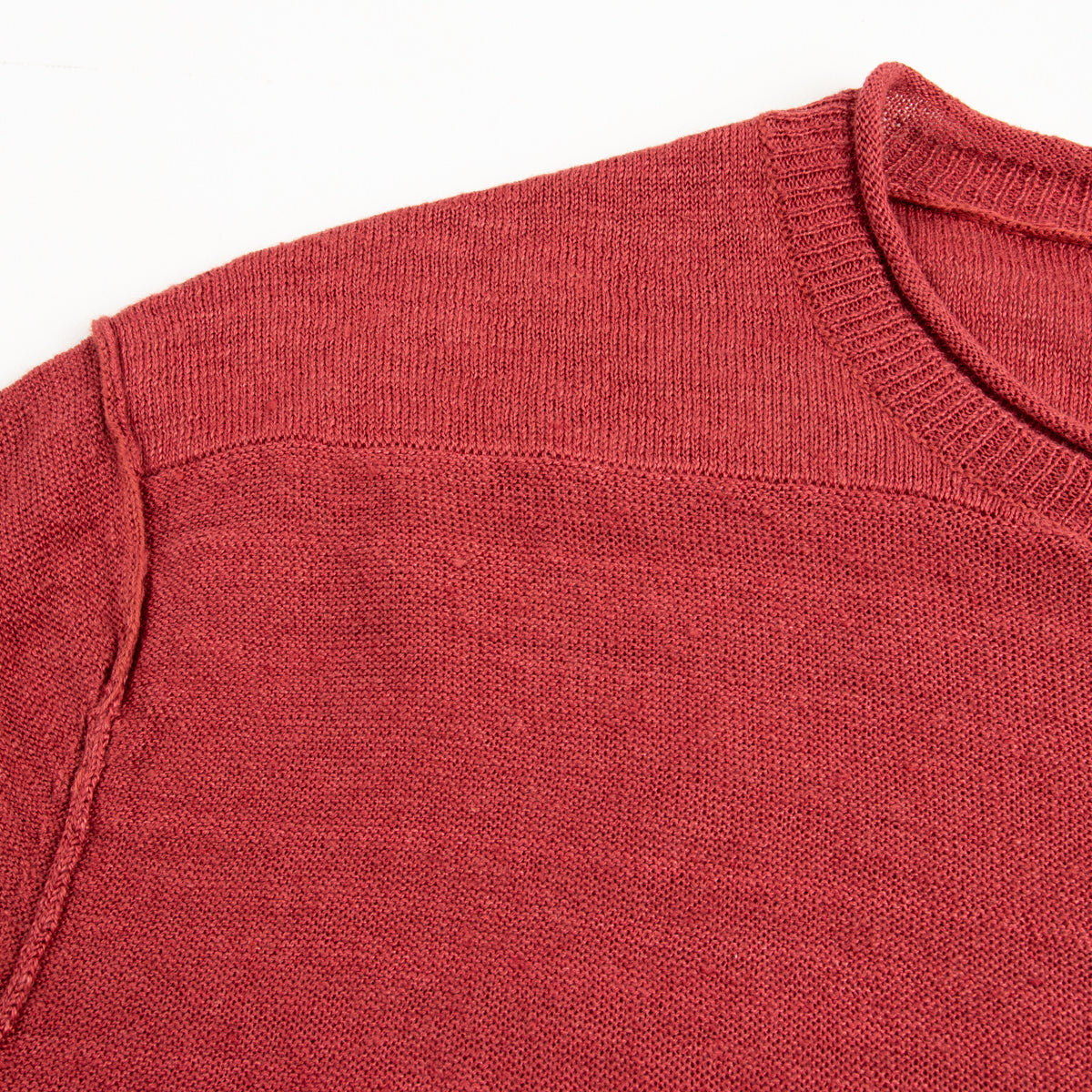 MotivMfg Fully Fashioned Linen Knit Tee - 24s Linen Yarn /Crimson ...