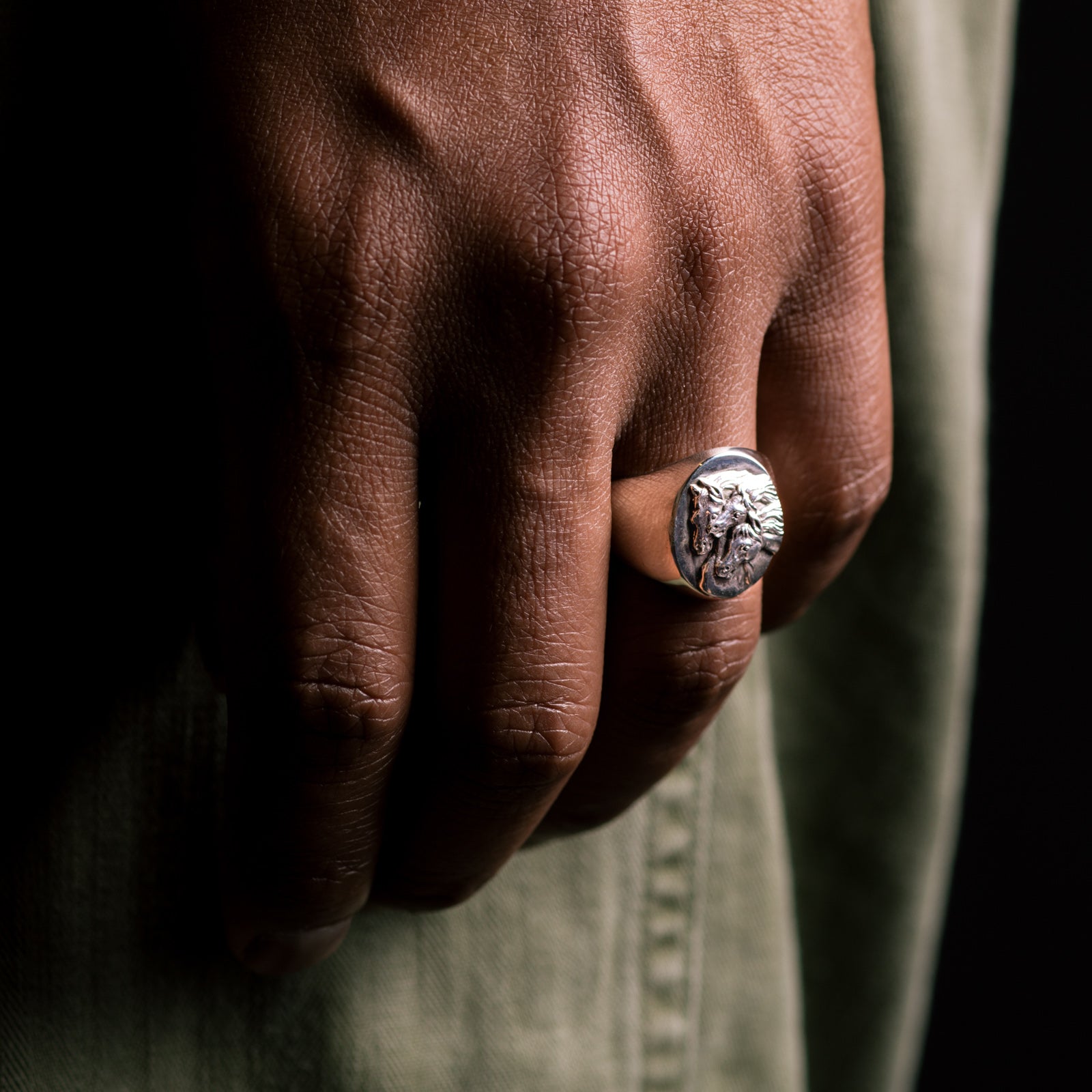 Peanuts & Co Pharaoh's Horse Ring - Oval - Silver – Standard & Strange