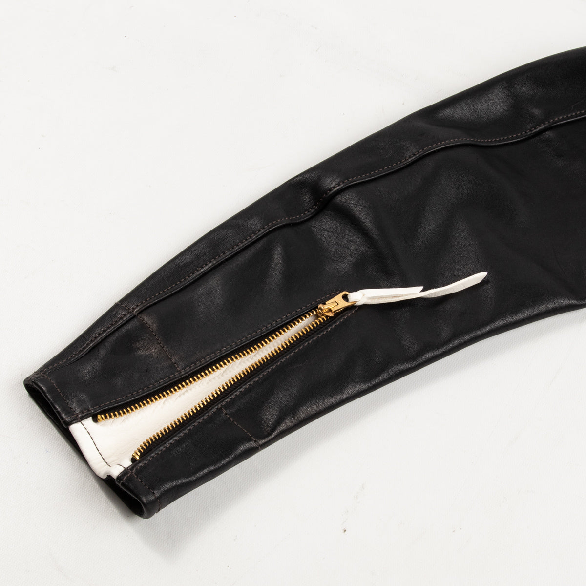 Original vs. reproduction Talon zipper